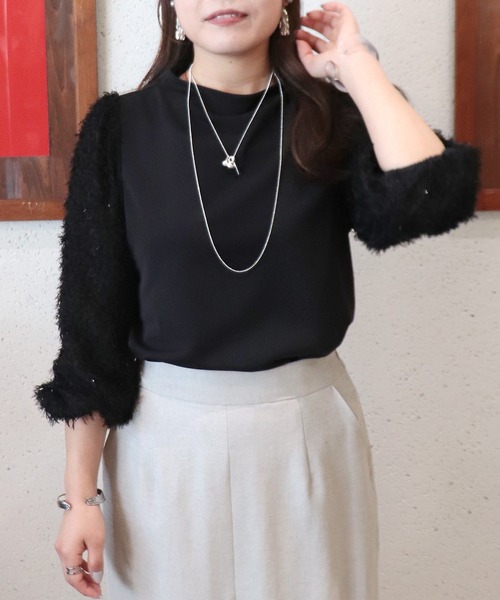 Jines（ジネス）の「ファンシースリーブドッキングトップス（Tシャツ/カットソー・レディース・オフホワイト/ブラック・38）」の2枚目の写真