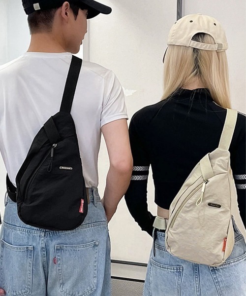 Miniministore(ミニミニストア)の「ナイロンボディバッグワンショルダーバッグ(ボディバッグ/ウエストポーチ・レディース・アイボリー/ブラック・FREE)」の15枚目の写真