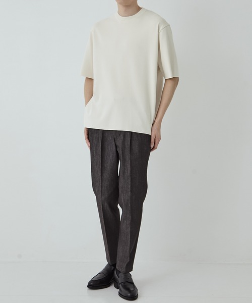 UNITED TOKYO（ユナイテッドトウキョウ）の「18G サーブルストレッチクルーネックTee　接触冷感｜伸縮性（Tシャツ/カットソー・メンズ・ブラック/ダークグレー/オフホワイト/ブラウン/オリーブ/グレイッシュベージュ/ライトグレー/ライトブルーグレー・2/1/3）」の14枚目の写真