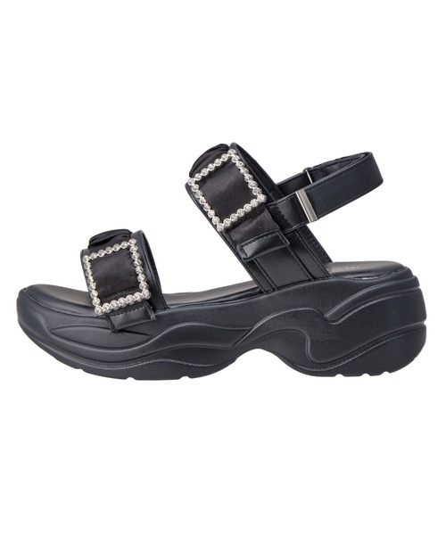 INGNI（イング）の「厚底ビジューバックルサンダル（サンダル・レディース・アイボリー/ブラック・M/L）」の7枚目の写真