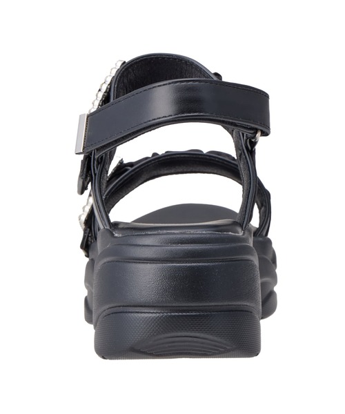 INGNI（イング）の「厚底ビジューバックルサンダル（サンダル・レディース・アイボリー/ブラック・M/L）」の8枚目の写真