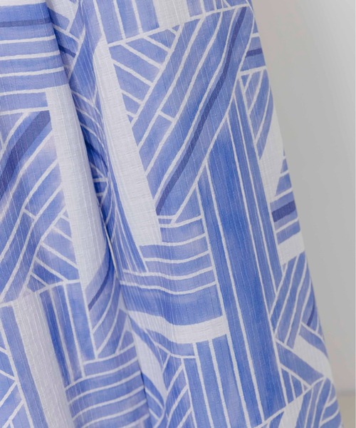 Eimee Law(エイミーロウ)の「ジオメトリック ラインアクセント パンツ(その他パンツ・レディース・ブルー/ライトベージュ/ダークインディゴブルー・FREE)」の9枚目の写真