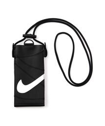 NIKE（ナイキ）の「NIKE/ナイキプレミアム フォーンクロスボディー（スマホグッズ・メンズ）」