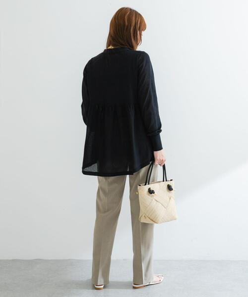 F by ROSSO（エフバイロッソ）の「『UR TECH DRYLUXE』F by ROSSO　センタープレスストレートパンツ（その他パンツ・レディース・ブラック/モカ/ベージュ・34/36/38）」の4枚目の写真