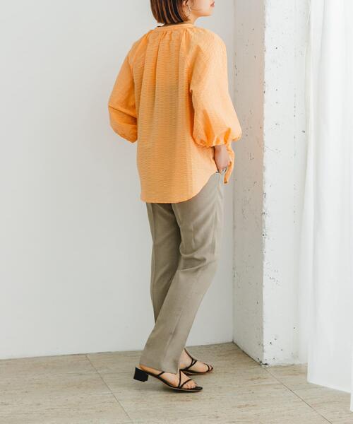 F by ROSSO（エフバイロッソ）の「『UR TECH DRYLUXE』F by ROSSO　センタープレスストレートパンツ（その他パンツ・レディース・ブラック/モカ/ベージュ・34/36/38）」の6枚目の写真