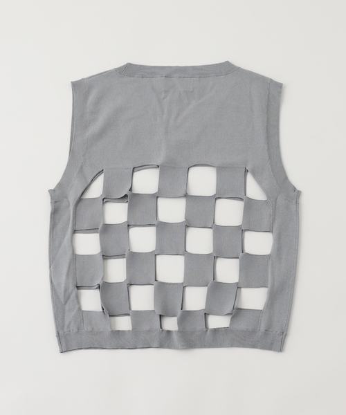 NOMA t.d.(ノーマティーディー)の「NOMA t.d.(ノーマ ティーディー) Cut-Out Checker Knit Vest(ベスト・メンズ・チャコールグレー/ブラック/グリーン・3)」の4枚目の写真