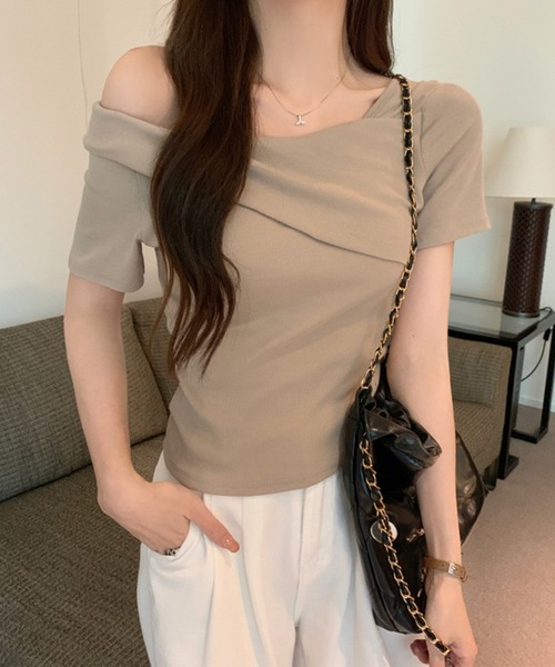 Lace Ladies(レースレディース)の「ワンショルダー アシンメトリー 半袖 リブ Tシャツ(Tシャツ/カットソー・レディース・ベージュ/ホワイト/ブラック・M)」の11枚目の写真