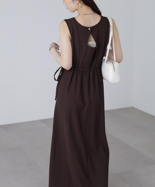 FREE'S MART（フリーズマート）の「◆サイドカットノースリカットソーワンピース（ワンピース・レディース・ブラック/ホワイト/ブラウン/イエロー・SMALL/MEDIUM）」の18枚目の写真