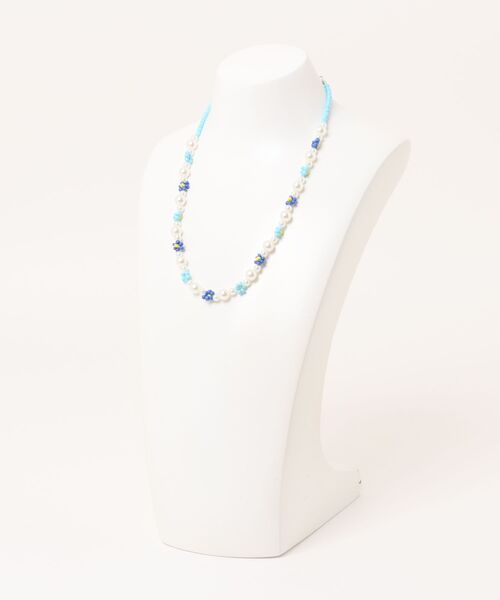 ammy.（エイミードット）の「【 ammy. / エイミードット 】 フラワー ビーズ  ２連 ネックレス（ネックレス・レディース・ホワイト系/マルチ/グリーン系/ピンク系/ブルー系・FREE）」の6枚目の写真