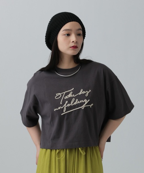 LEPSIM(レプシィム)の「コードロゴショートT 496545(Tシャツ/カットソー・レディース・ブラック/オフホワイト/イエロー・FREE)」の12枚目の写真