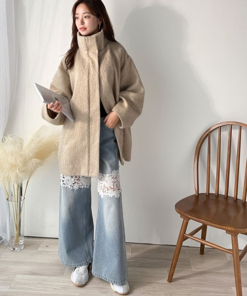 classicalelf（クラシカルエルフ）の「ベーシックとトレンドを両立。MIXシャギー比翼スタンドネックミドル丈コクーンスリーブコート（ステンカラーコート・レディース・ベージュ/チャコール/ブラウン・LARGE/MEDIUM/SMALL/X-LARGE）」の19枚目の写真