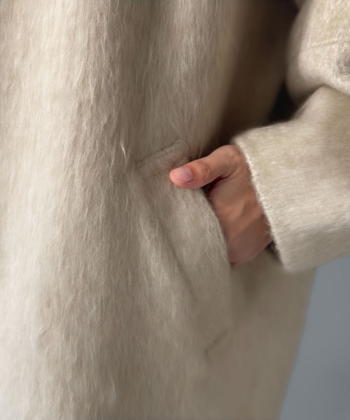 classicalelf（クラシカルエルフ）の「ベーシックとトレンドを両立。MIXシャギー比翼スタンドネックミドル丈コクーンスリーブコート（ステンカラーコート・レディース・ベージュ/チャコール/ブラウン・LARGE/MEDIUM/SMALL/X-LARGE）」の17枚目の写真