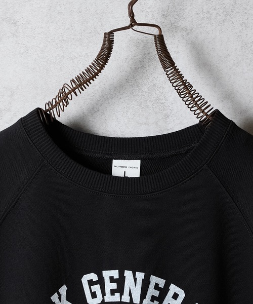 【関税込】 ロゴプリントフード - ストーングレー COLLEGE LOGO PRINTED S/S SWEATSHIRT / カレッジ ロゴ プリント
