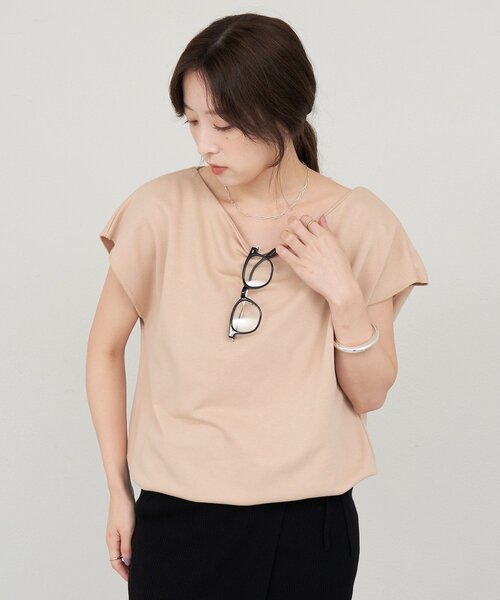 SHENERY(シーナリー)の「《新色追加》フレンチスリーブオフショルスウェット(スウェット・レディース・ライトグレー/ピンク/オフホワイト/ベージュ・FREE)」の3枚目の写真