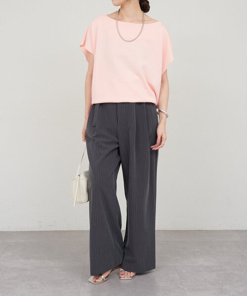 SHENERY(シーナリー)の「《新色追加》フレンチスリーブオフショルスウェット(スウェット・レディース・ライトグレー/ピンク/オフホワイト/ベージュ・FREE)」の22枚目の写真