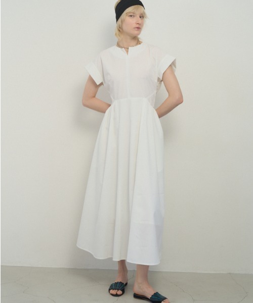 Muel Chic（ミュエルシック）の「Amst onepiece アムストワンピース（ワンピース・レディース・ベージュ/ブルー/ホワイト/ブラック・MEDIUM/SMALL）」の6枚目の写真