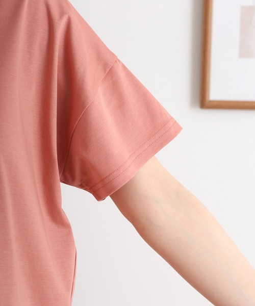 BRODIAEA(ブローディア)の「BRODIAEA プレミアムコットンTシャツ(Tシャツ/カットソー・レディース・サックスブルー/ブラック/モスグリーン/キャメル/オフホワイト/ピンク・40)」の11枚目の写真