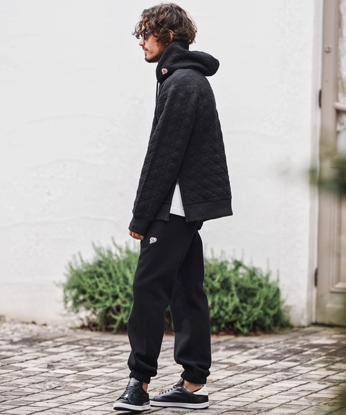 1minute 1second(ワンミニットワンセカンド)の「mp13848-12oz heavy weight pants with logo print スウェットパンツ(スウェットパンツ・メンズ・ブラック/アッシュ・M/L/XL)」の16枚目の写真