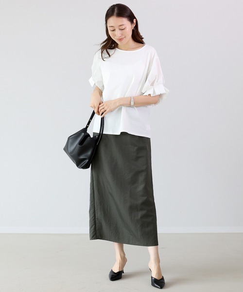 Aletta vita(アレッタビータ)の「異素材切替袖タックプルオーバー(Tシャツ/カットソー・レディース・オフホワイト/ブラック・M)」の12枚目の写真