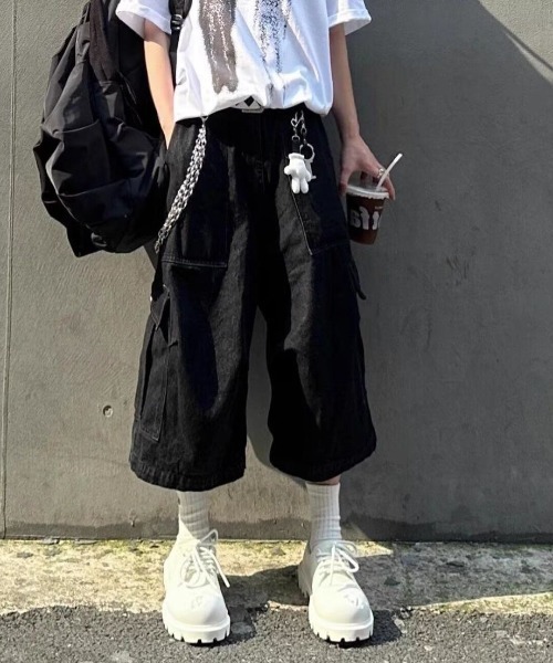 FreeZone(フリーゾーン)の「ワイドカーゴデニムショーツ(デニムパンツ・メンズ・ブラック・S/M/L)」の19枚目の写真