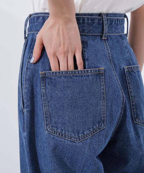 N.（N. Natural Beauty Basic）（エヌエヌナチュラルビューティーベーシック）の「ベルテッドワイドデニムパンツ（デニムパンツ・レディース・ブルー・MEDIUM/SMALL）」の3枚目の写真