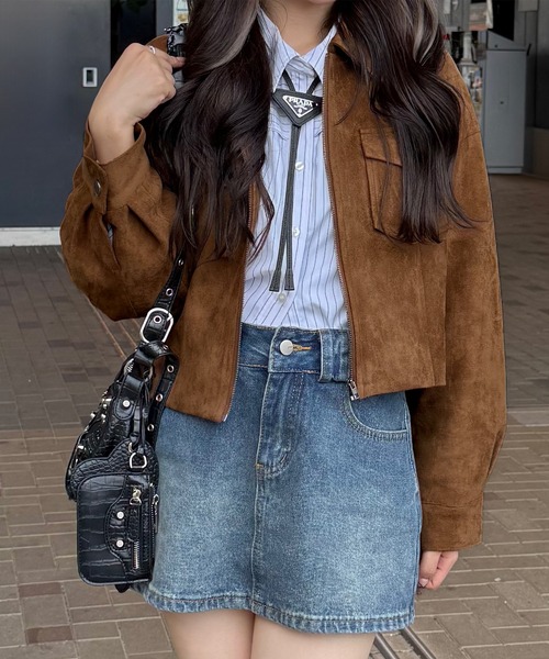 JUNOAH(ジュノア)の「ショート丈スエードブルゾン(ブルゾン・レディース・ブラウン/ブラック/ライトベージュ・SMALL/MEDIUM/LARGE)」の7枚目の写真