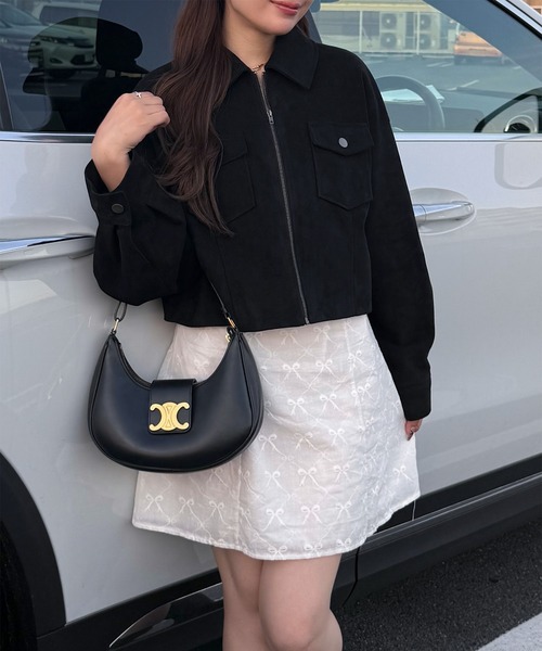 JUNOAH(ジュノア)の「ショート丈スエードブルゾン(ブルゾン・レディース・ブラウン/ブラック/ライトベージュ・SMALL/MEDIUM/LARGE)」の11枚目の写真