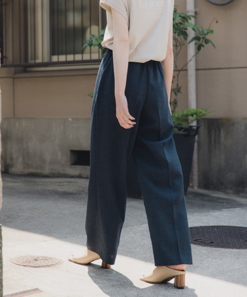 slattgir(スラットジール)の「高身長 リネンライクワイドパンツ(セットアップ対応)(トールサイズ)Essenave(その他パンツ・レディース・ベージュ/ネイビー・TM/TL/TLL/T3L/T4L/T5L)」の10枚目の写真