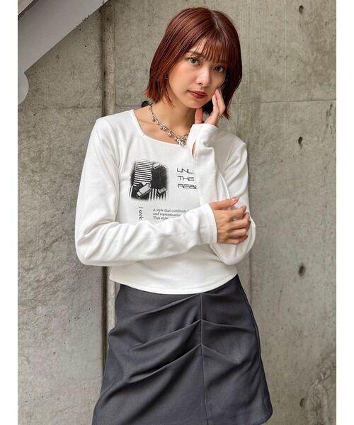 MURUA(ムルーア)の「クロップドメッセージトップス(Tシャツ/カットソー・レディース・ネイビー/ホワイト/ピンク・FREE)」の15枚目の写真