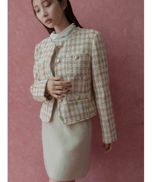 パイピングデザインツイードジャケット（ノーカラージャケット