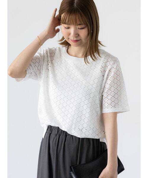 Lugnoncure（ルノンキュール）の「カットレースハーフスリーブトップス（その他トップス・レディース・ブラック/チャコールグレー/オフホワイト・F）」の2枚目の写真