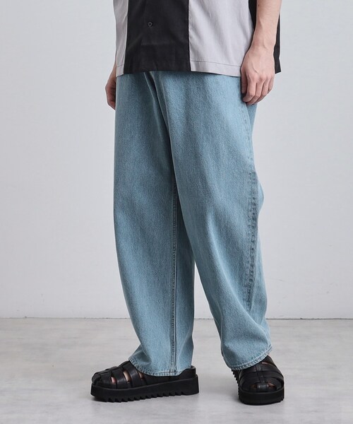 tk.TAKEO KIKUCHI（ティーケータケオキクチ）の「バギーデニムパンツ（デニムパンツ・メンズ・ライトブルー/ブルー系その他・02/03/04）」の2枚目の写真