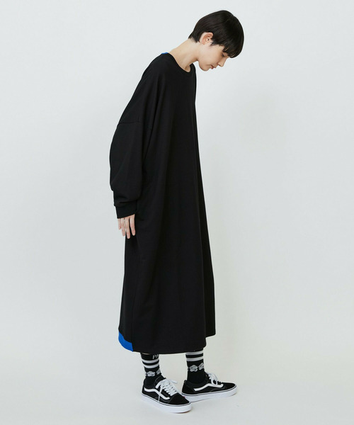 FRAPBOIS（フラボア）の「スウェットワンピ（ワンピース・レディース・ブルー/ブラック・1）」の5枚目の写真