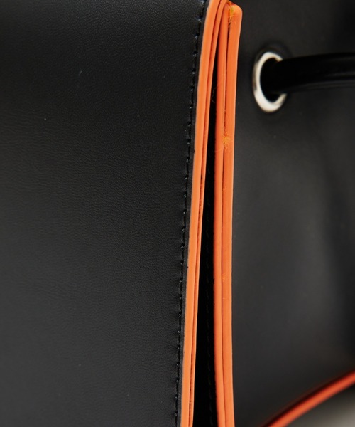 cheek(BAG)(チーク)の「【cheek】Line mini shoulder カラーライン ショルダーバッグ(ショルダーバッグ・レディース・シルバー/ブラック/スミクロ・フリー)」の22枚目の写真