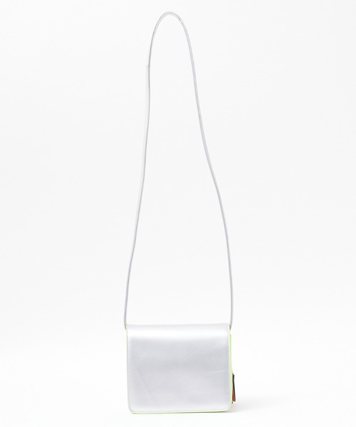 cheek(BAG)(チーク)の「【cheek】Line mini shoulder カラーライン ショルダーバッグ(ショルダーバッグ・レディース・シルバー/ブラック/スミクロ・フリー)」の21枚目の写真