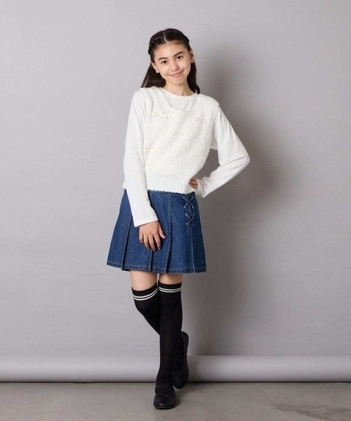 a.v.v（アーヴェヴェ）の「[KIDS]【小学生人気No1】ラインニーハイソックス（ソックス/靴下・キッズ・ブラック/グレー・23/20）」の7枚目の写真