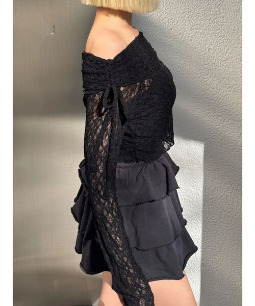 EMODA（エモダ）の「レースオフショルダートップ（Tシャツ/カットソー・レディース・ホワイト/ブラック/ブラウン・FREE）」の5枚目の写真