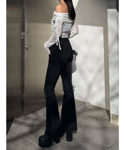 EMODA（エモダ）の「レースオフショルダートップ（Tシャツ/カットソー・レディース・ホワイト/ブラック/ブラウン・FREE）」の13枚目の写真