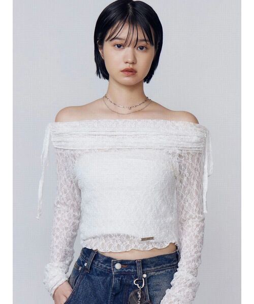 EMODA（エモダ）の「レースオフショルダートップ（Tシャツ/カットソー・レディース・ホワイト/ブラック/ブラウン・FREE）」の22枚目の写真
