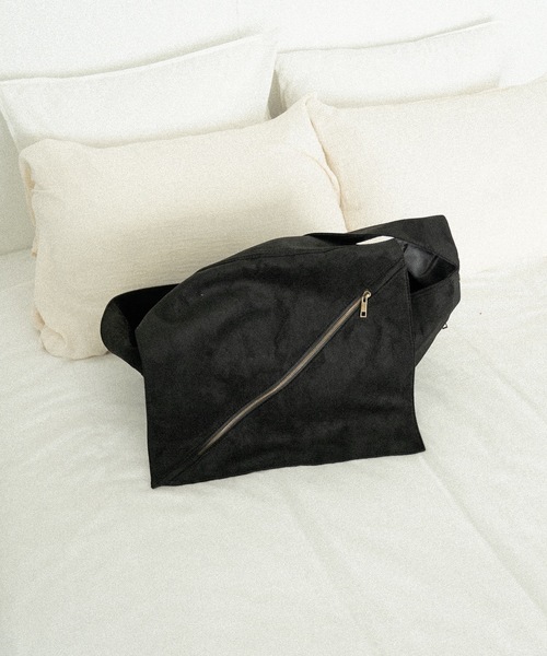 cii(シー)の「slash zip vintage shoulder bag / スラッシュジップヴィンテージショルダーバッグ(ショルダーバッグ・メンズ・ブラック/ブラウン・FREE)」の19枚目の写真