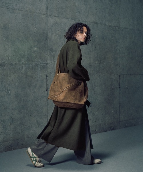 cii(シー)の「slash zip vintage shoulder bag / スラッシュジップヴィンテージショルダーバッグ(ショルダーバッグ・メンズ・ブラック/ブラウン・FREE)」の6枚目の写真