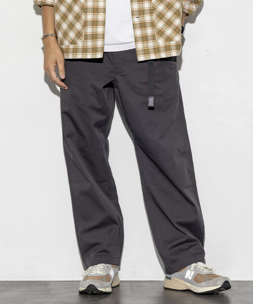 FREAK'S STORE（フリークスストア）の「SOLOTEX ウェービングベルト クライミングパンツ / WEBBING BELT PANTS（チノパンツ・メンズ・チャコールグレー/ブラック/ベージュ/その他7・SMALL/MEDIUM/LARGE）」の18枚目の写真