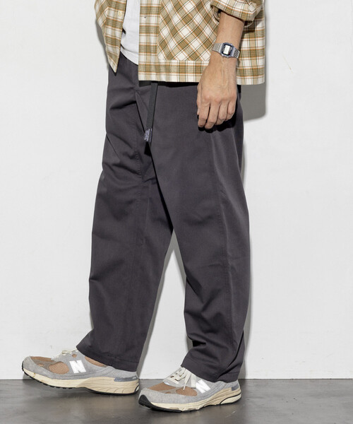 FREAK'S STORE（フリークスストア）の「SOLOTEX ウェービングベルト クライミングパンツ / WEBBING BELT PANTS（チノパンツ・メンズ・チャコールグレー/ブラック/ベージュ/その他7・SMALL/MEDIUM/LARGE）」の21枚目の写真