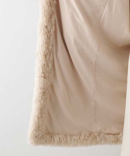 THE PAUSE(ザ ポーズ)の「【THE PAUSE】フェイクファーロングコート(その他アウター・レディース・アイボリー/チャコールグレー・FREE)」の6枚目の写真