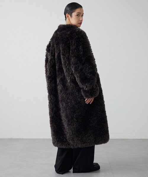 THE PAUSE(ザ ポーズ)の「【THE PAUSE】フェイクファーロングコート(その他アウター・レディース・アイボリー/チャコールグレー・FREE)」の16枚目の写真