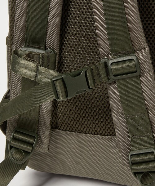 NEW ERA（ニューエラ）の「＜NEW ERA＞Child ライトパック / バックパック（ 11L ） / キッズ（バックパック/リュック・キッズ・ブラック/オリーブ・FREE）」の16枚目の写真