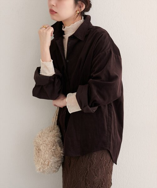natural couture(ナチュラルクチュール)の「コーデュロイオーバーサイズシャツ(シャツ/ブラウス・レディース・ピンク/ブラウン/アイボリー・FREE)」の3枚目の写真