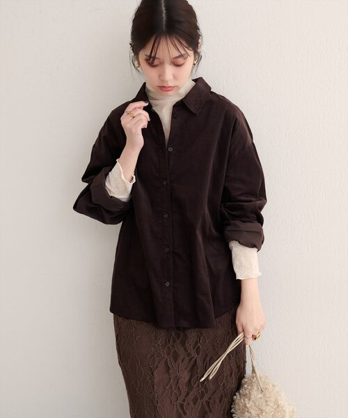 natural couture(ナチュラルクチュール)の「コーデュロイオーバーサイズシャツ(シャツ/ブラウス・レディース・ピンク/ブラウン/アイボリー・FREE)」の19枚目の写真