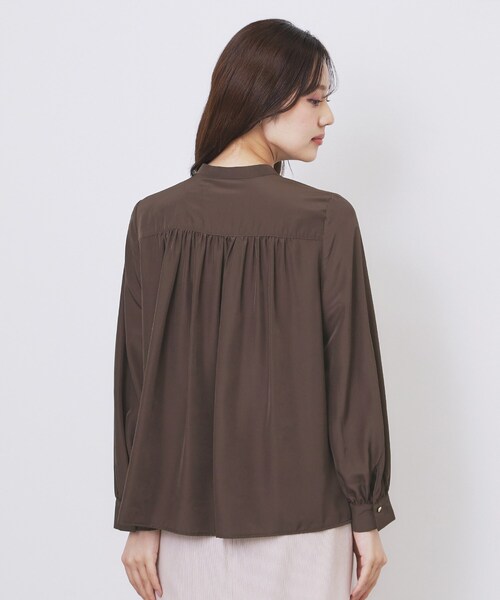 index(インデックス)の「サテンバンドカラーブラウス【洗濯機OK/イージーアイロン】(シャツ/ブラウス・レディース・ブラウン系その他/ナチュラル/ピンク・36/38/40/42)」の18枚目の写真