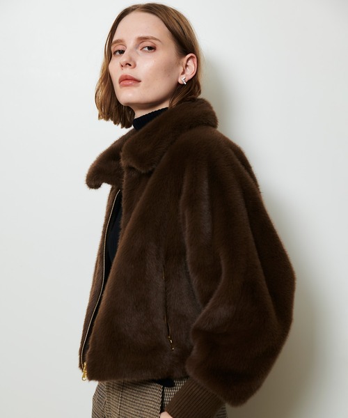 allureville（アルアバイル）の「フェイクミンクファーブルゾン（ブルゾン・レディース・モカ/ダークブラウン・2）」の2枚目の写真